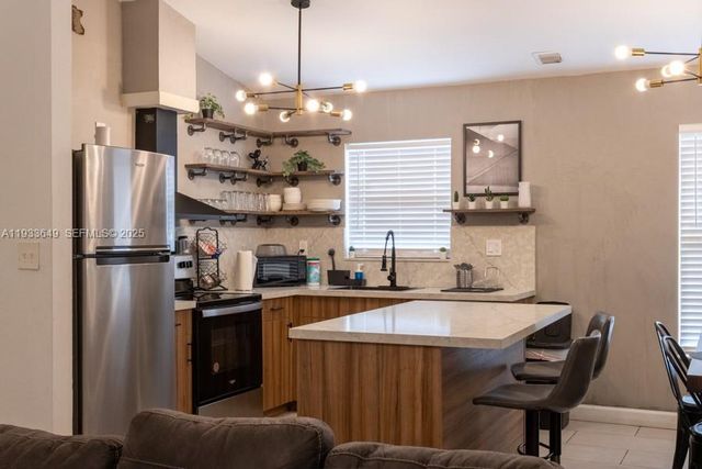 765 NW 77th St 0, Miami, FL 33150