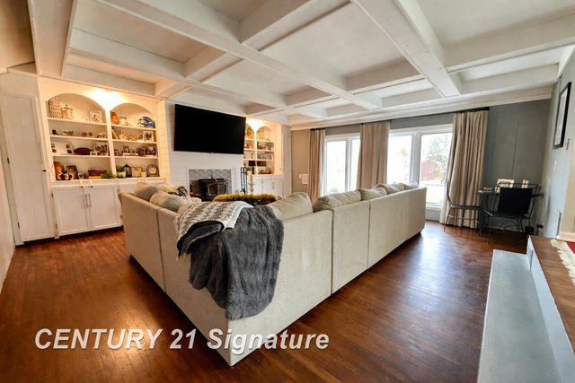 1655 Coolidge Avenue, Saginaw, MI 48638