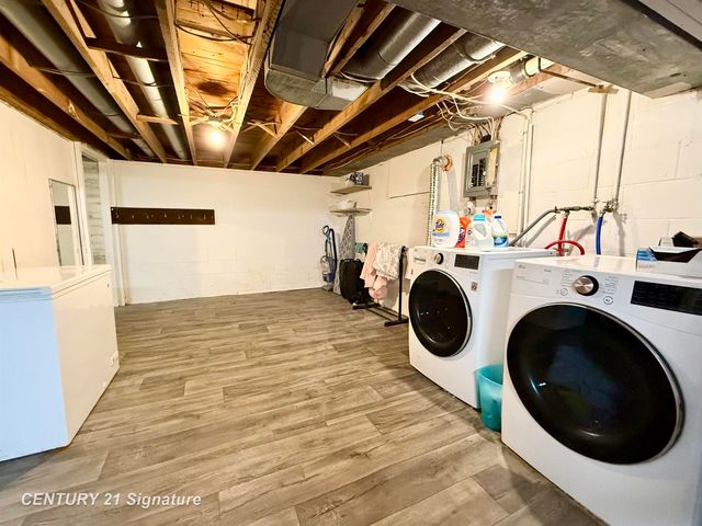 1655 Coolidge Avenue, Saginaw, MI 48638