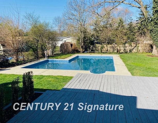 1655 Coolidge Avenue, Saginaw, MI 48638