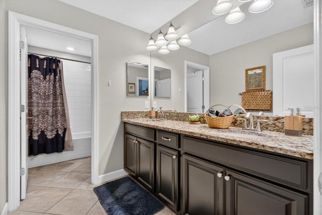 11762 WINTERSET COVE DRIVE, Riverview, FL 33579