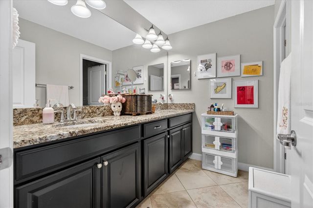 11762 WINTERSET COVE DRIVE, Riverview, FL 33579