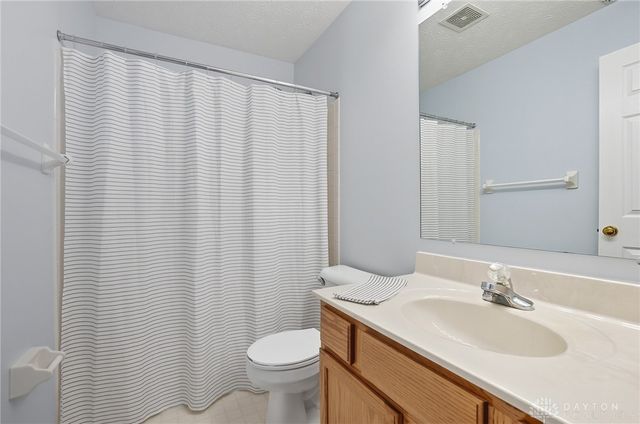 1384 Lamplighter Lane, Fairborn, OH 45324