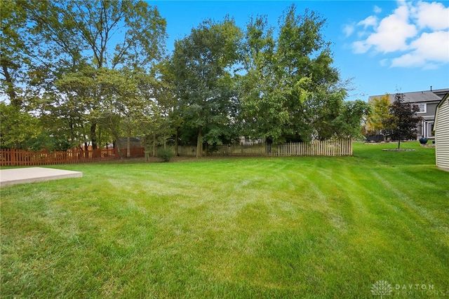 1384 Lamplighter Lane, Fairborn, OH 45324