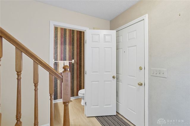 1384 Lamplighter Lane, Fairborn, OH 45324