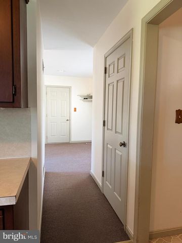 23 SHERRARD DR, Willow Street, PA 17584