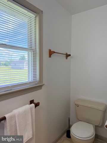 23 SHERRARD DR, Willow Street, PA 17584
