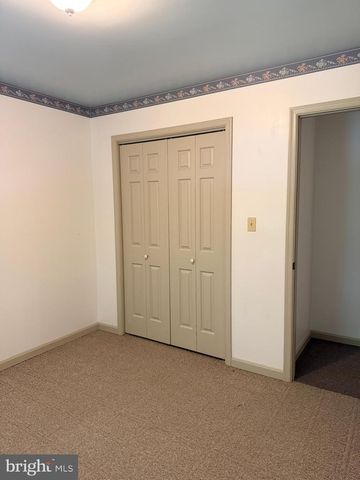 23 SHERRARD DR, Willow Street, PA 17584