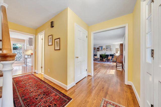 415 Willow Oak DR, Roanoke, VA 24014