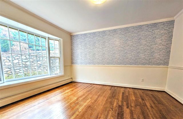 415 Willow Oak DR, Roanoke, VA 24014