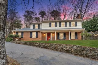 415 Willow Oak DR, Roanoke, VA 24014