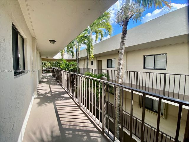 8035 SW 107th Ave 308, Miami, FL 33173