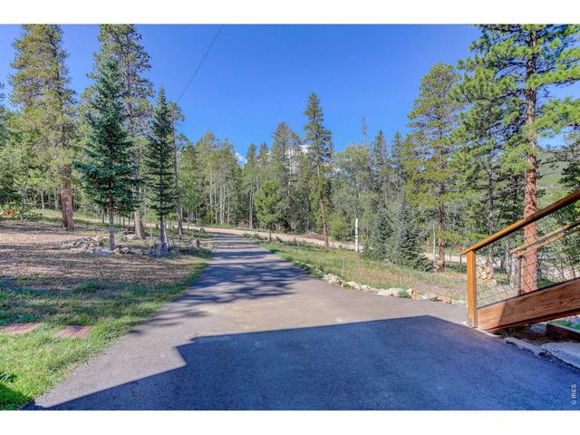 104 E Dory Way, Black Hawk, CO 80422