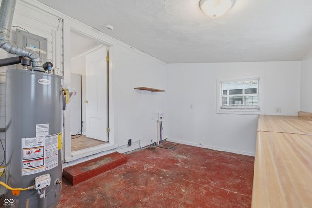 2618 E 8th Street, Anderson, IN 46012