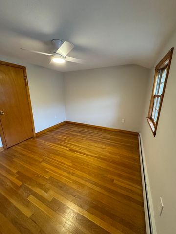 34 Grace Dr, Wilmington, MA 01887