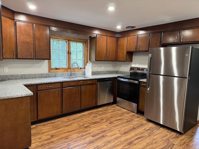 34 Grace Dr, Wilmington, MA 01887