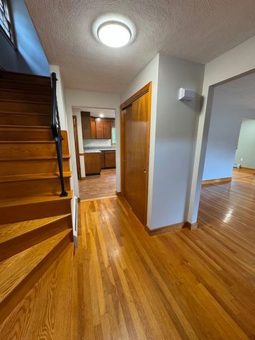 34 Grace Dr, Wilmington, MA 01887