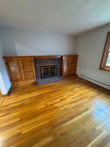 34 Grace Dr, Wilmington, MA 01887