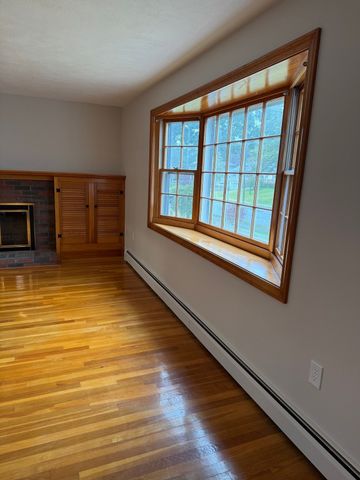 34 Grace Dr, Wilmington, MA 01887