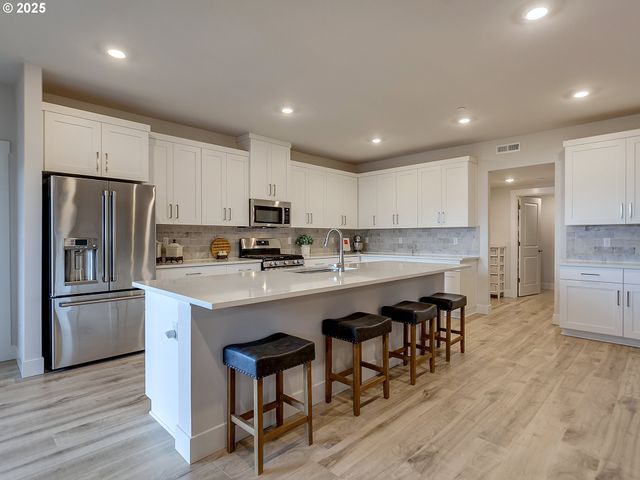 11685 Sw BARCELONA St, Wilsonville, OR 97070