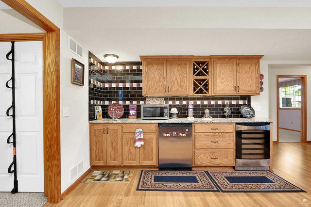 2708 St. Christopher Circle, Manhattan, KS 66502