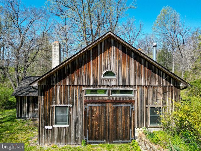 45 SHOOTZ HOLLOW RD, Huntly, VA 22640