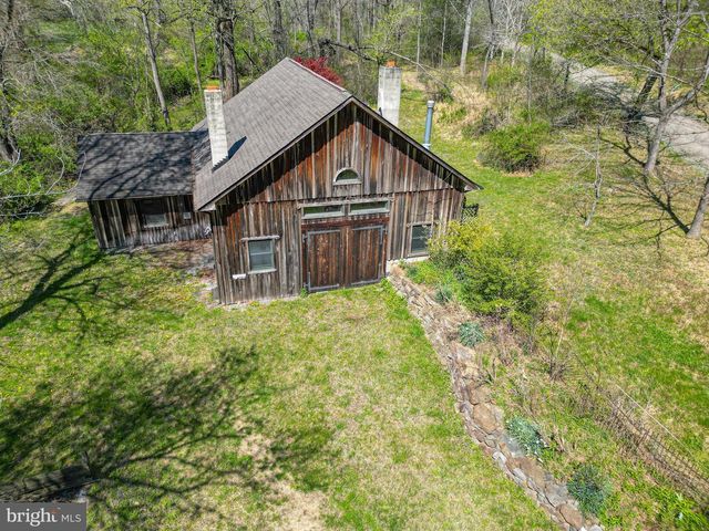 45 SHOOTZ HOLLOW RD, Huntly, VA 22640