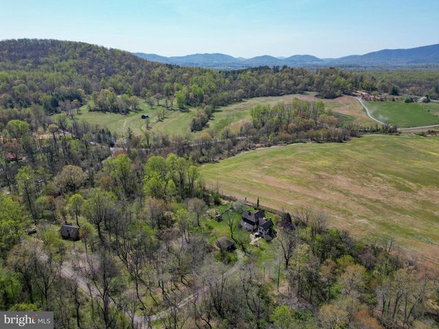 45 SHOOTZ HOLLOW RD, Huntly, VA 22640