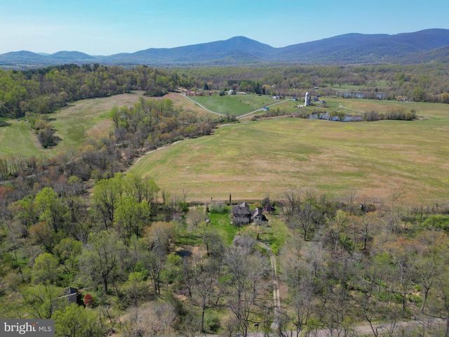 45 SHOOTZ HOLLOW RD, Huntly, VA 22640