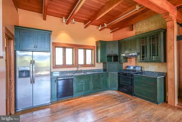 45 SHOOTZ HOLLOW RD, Huntly, VA 22640