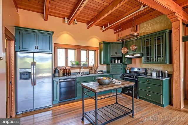 45 SHOOTZ HOLLOW RD, Huntly, VA 22640
