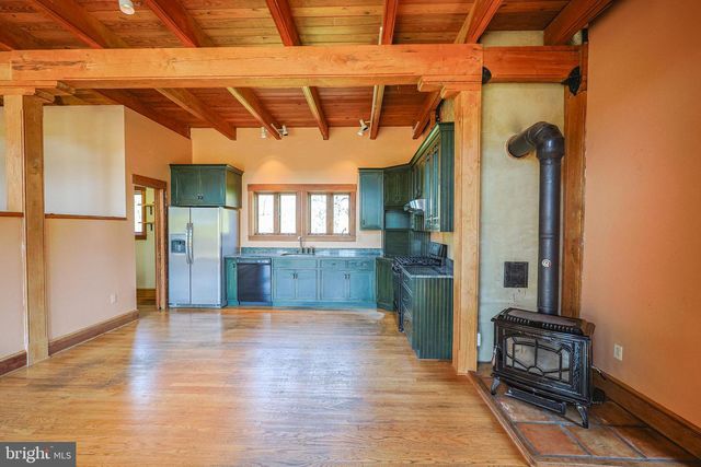 45 SHOOTZ HOLLOW RD, Huntly, VA 22640