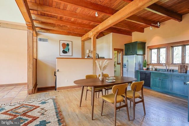 45 SHOOTZ HOLLOW RD, Huntly, VA 22640