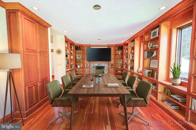 45 SHOOTZ HOLLOW RD, Huntly, VA 22640