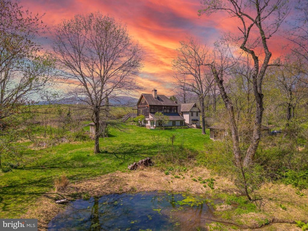 45 SHOOTZ HOLLOW RD, Huntly, VA 22640