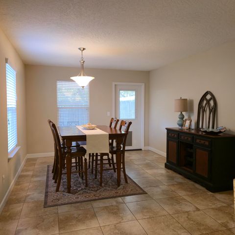 400 Yancey Street, Fort Walton Beach, FL 32547