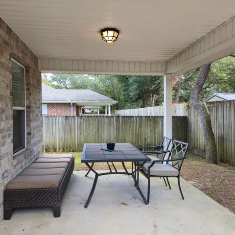 400 Yancey Street, Fort Walton Beach, FL 32547