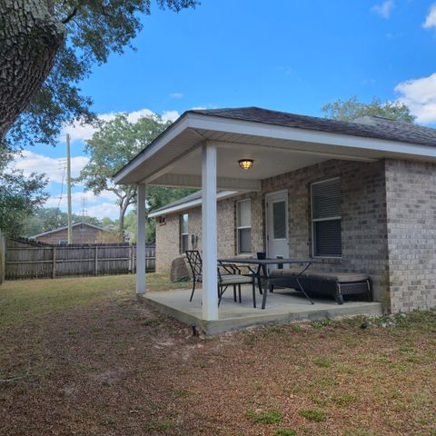 400 Yancey Street, Fort Walton Beach, FL 32547