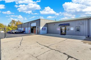 5210 Commerce Circle, Indianapolis, IN 46237