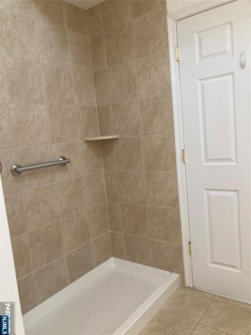 526 Bushes Lane, Elmwood Park, NJ 07407