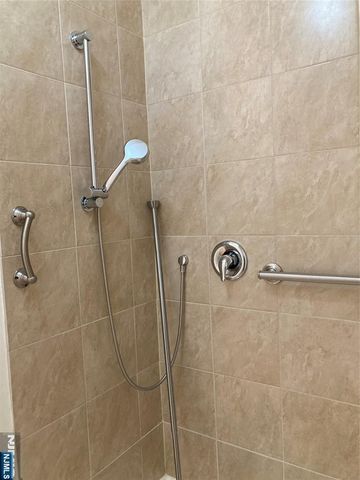 526 Bushes Lane, Elmwood Park, NJ 07407