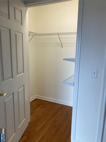 526 Bushes Lane, Elmwood Park, NJ 07407