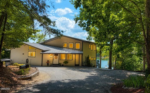 1910 Laramie Trail, Dandridge, TN 37725