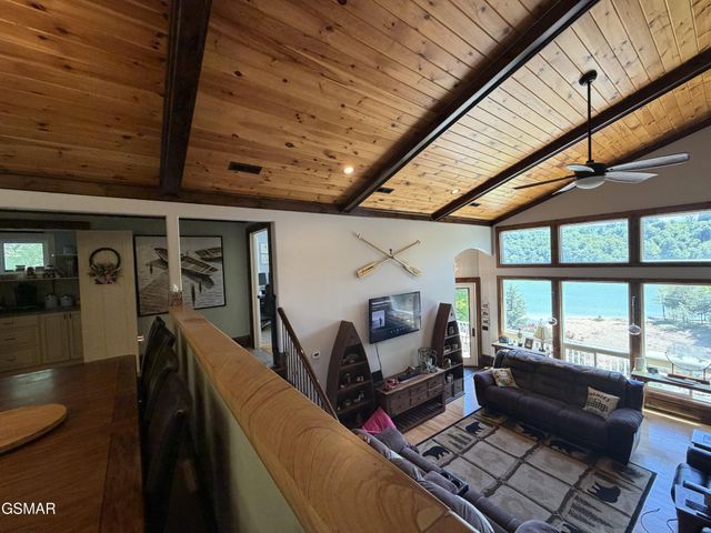 1910 Laramie Trail, Dandridge, TN 37725