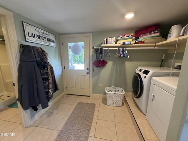 1910 Laramie Trail, Dandridge, TN 37725
