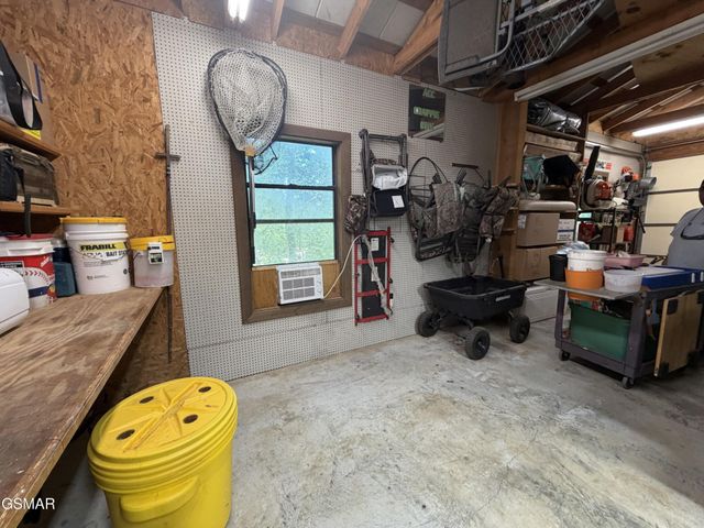 1910 Laramie Trail, Dandridge, TN 37725