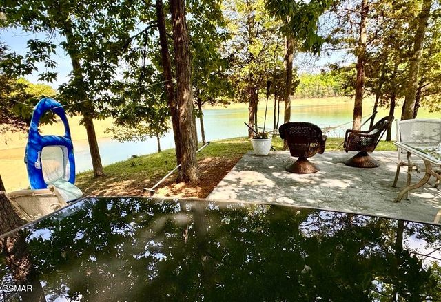 1910 Laramie Trail, Dandridge, TN 37725