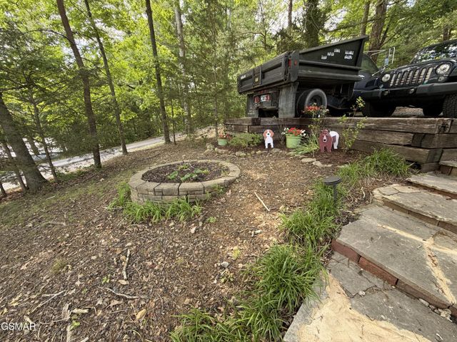 1910 Laramie Trail, Dandridge, TN 37725
