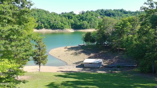 1910 Laramie Trail, Dandridge, TN 37725