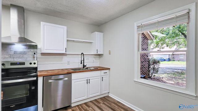 306 Autumn Lane, Madison, AL 35758